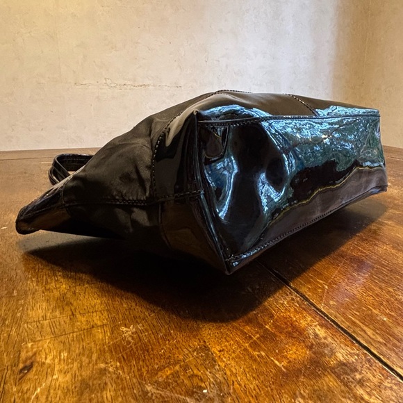 Tory Burch Amalie T tote black - Picture 9 of 16